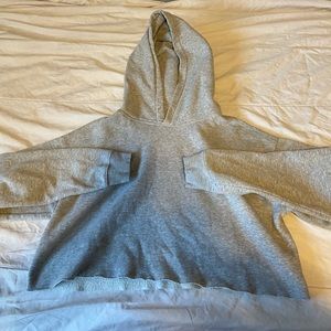 Cropped hoodie